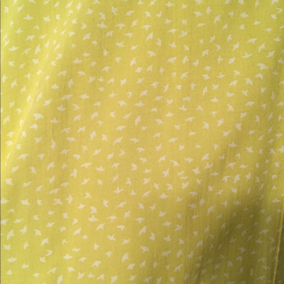 Bright yellow bird print shirt - Picture 2 of 2